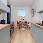 Retro Style With Balcony Near The Forest By Renters * Gdynia