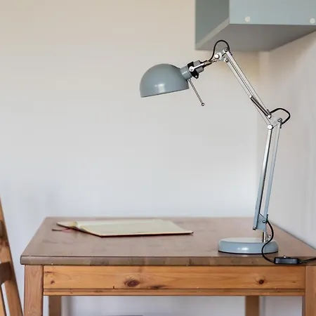 Retro Style With Balcony Near The Forest By Renters アパート *