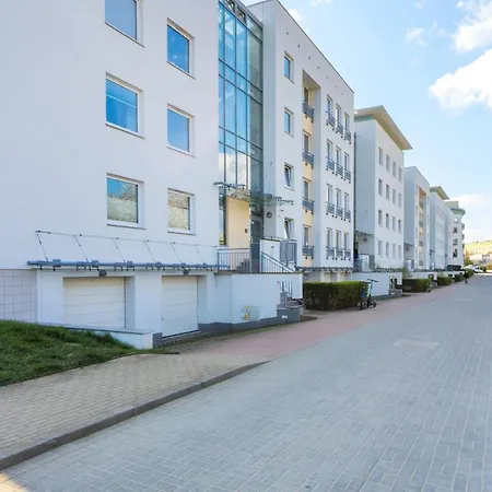 Retro Style With Balcony Near The Forest By Renters