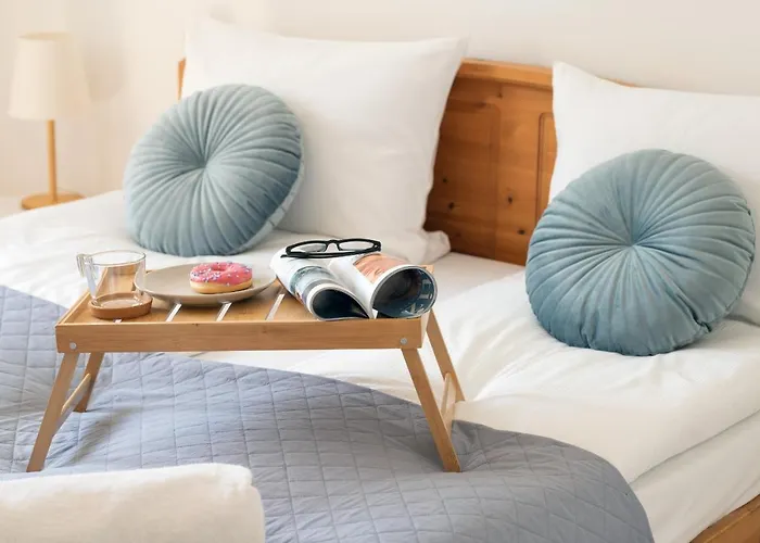 Retro Style With Balcony Near The Forest By Renters * Gdynia