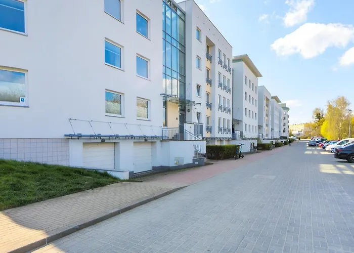 Retro Style With Balcony Near The Forest By Renters